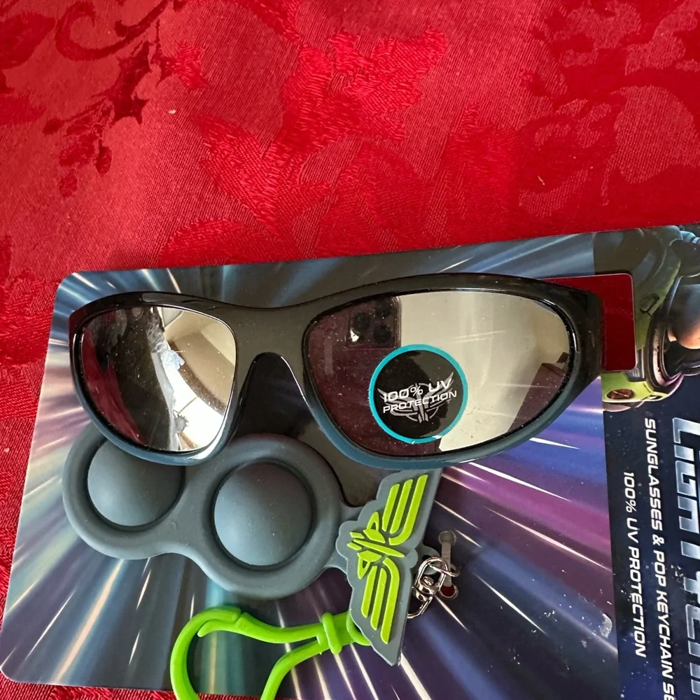Disney Pixar Lightyear 100% UV protection sunglasses & pop up keychain set
